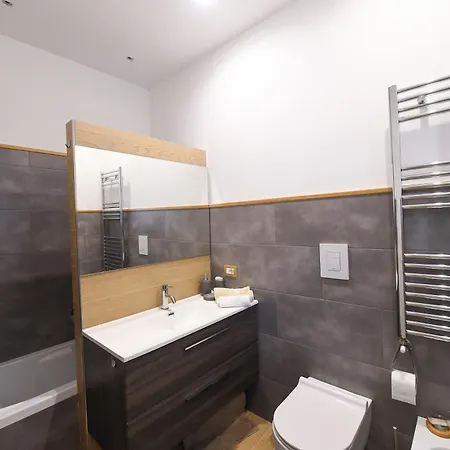 Central * Сорренто